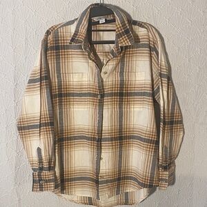 Old Navy Beige and White Boyfriend Shirt Size Small Oversized 💯 Cotton